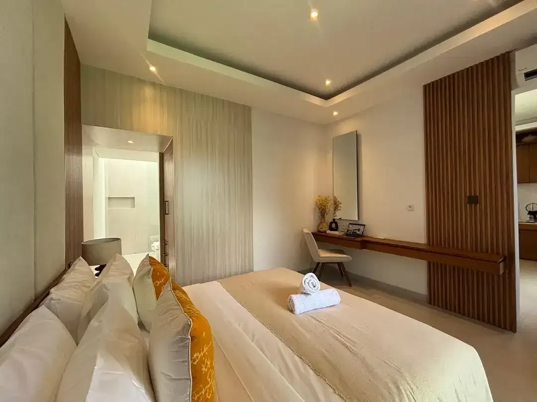 EXCLUSIVE LUXURY VILLA IN PRIME SANUR AREA - Image 8 of 10