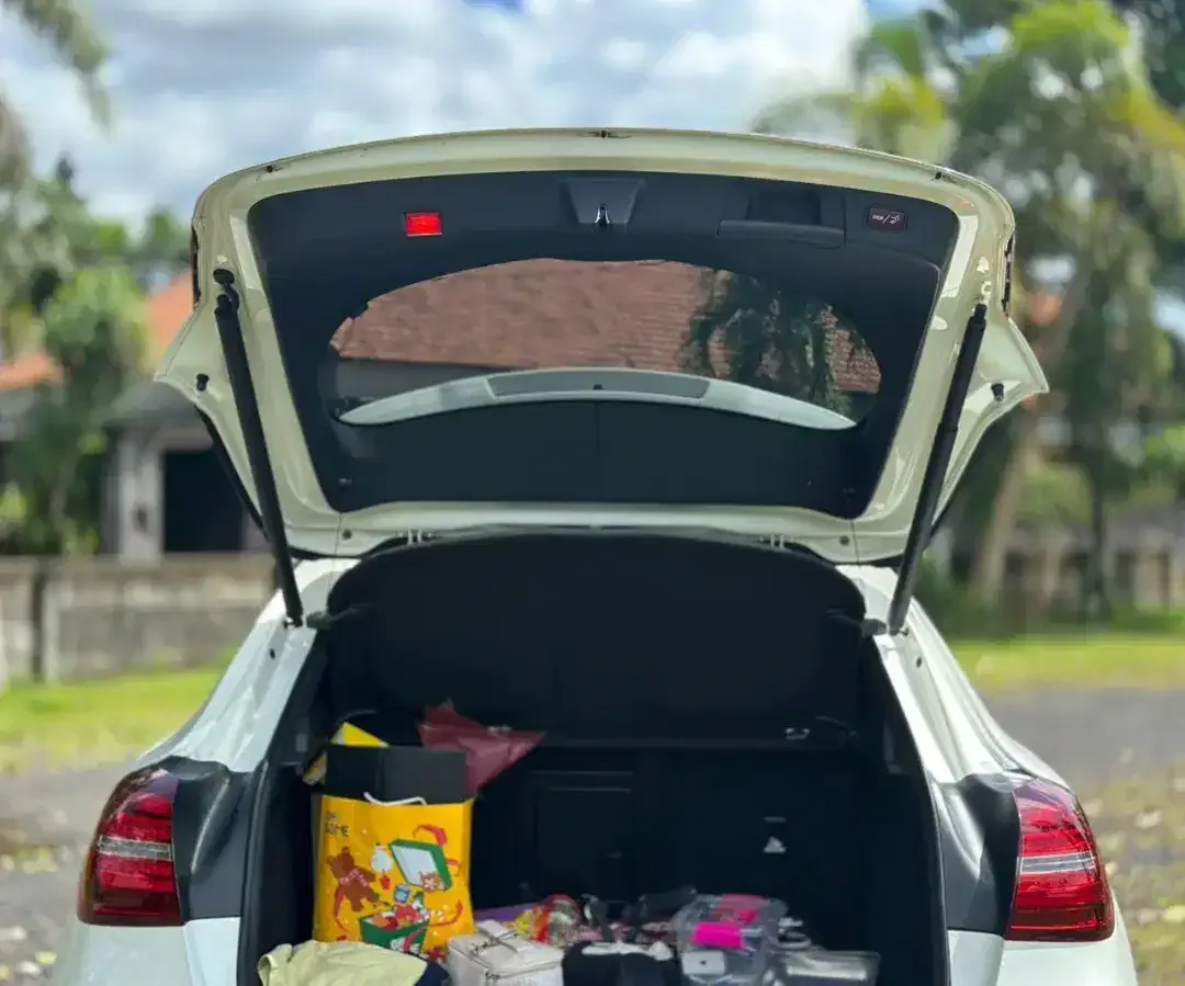 Dijual GLA 200 2019 putih, KM44ribu - Image 10 of 10