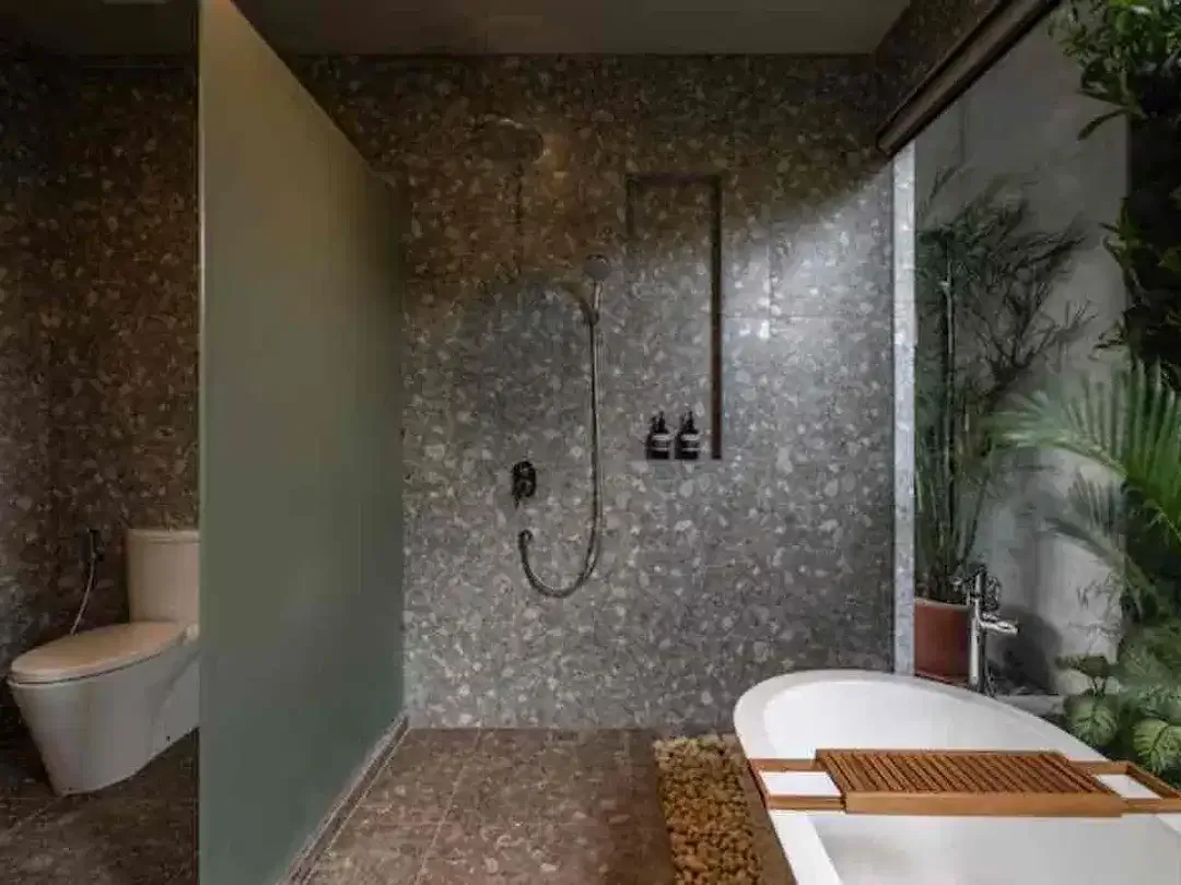 FOR SALE
READY UNIT FULLY FURNISHED

Light Villa Ungasan - Image 3 of 10