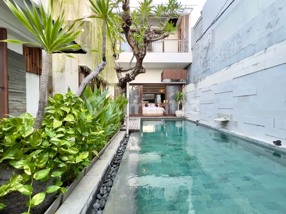 3 Bedroom Minimalis Modern Style Closed Sunset Road Street At Seminyak - Image 1 of 4
