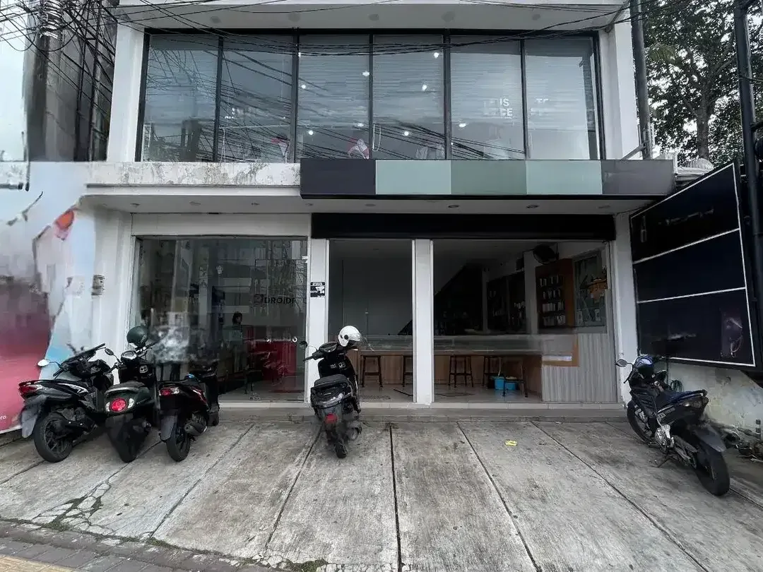 Ruko Lebar 10 Meter Dijual di Jalan Utama Teuku Umar, Denpasar - Image 1 of 5