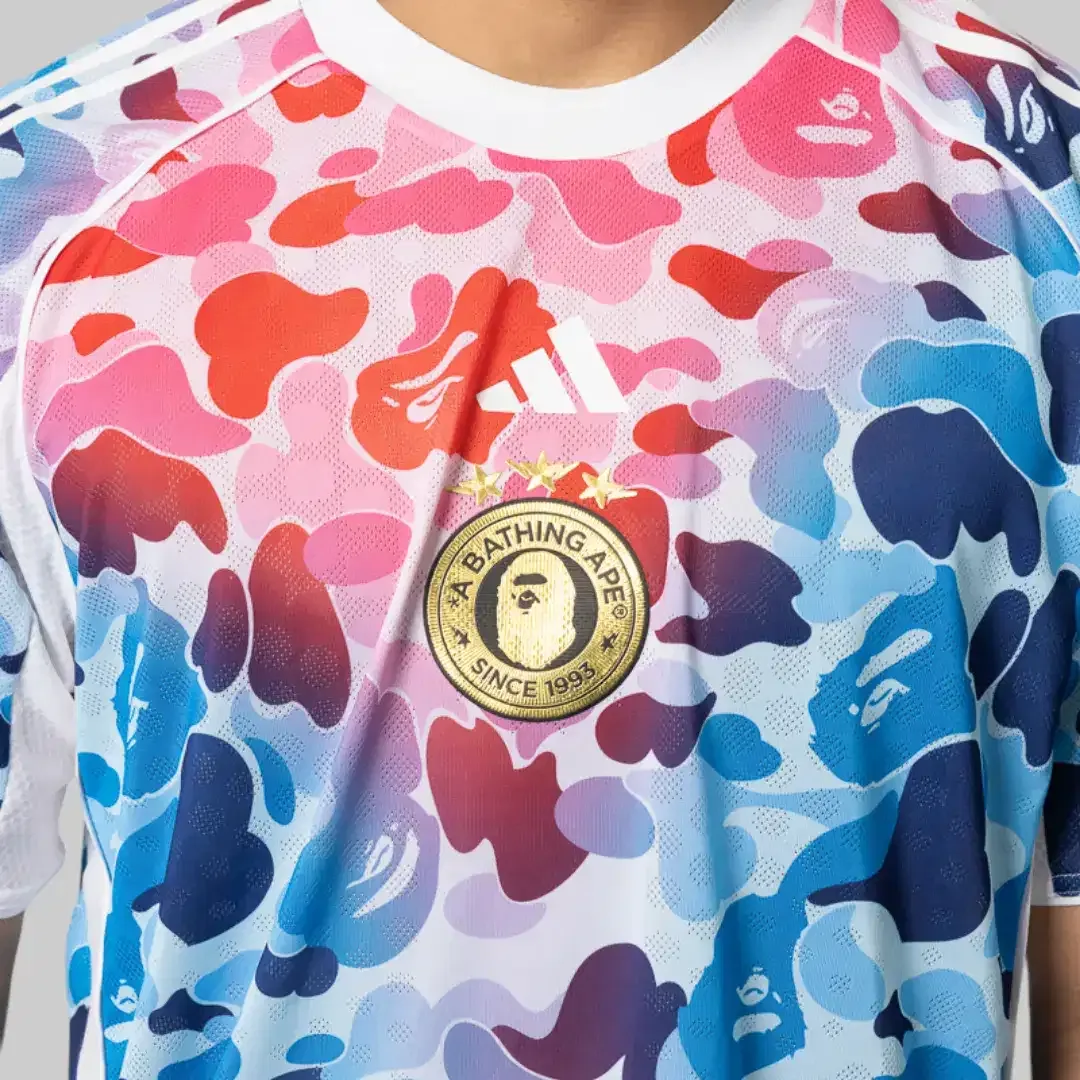 NEW BAPE X ADIDAS VERY RARE SIZE M ONE SET - Image 4 of 5