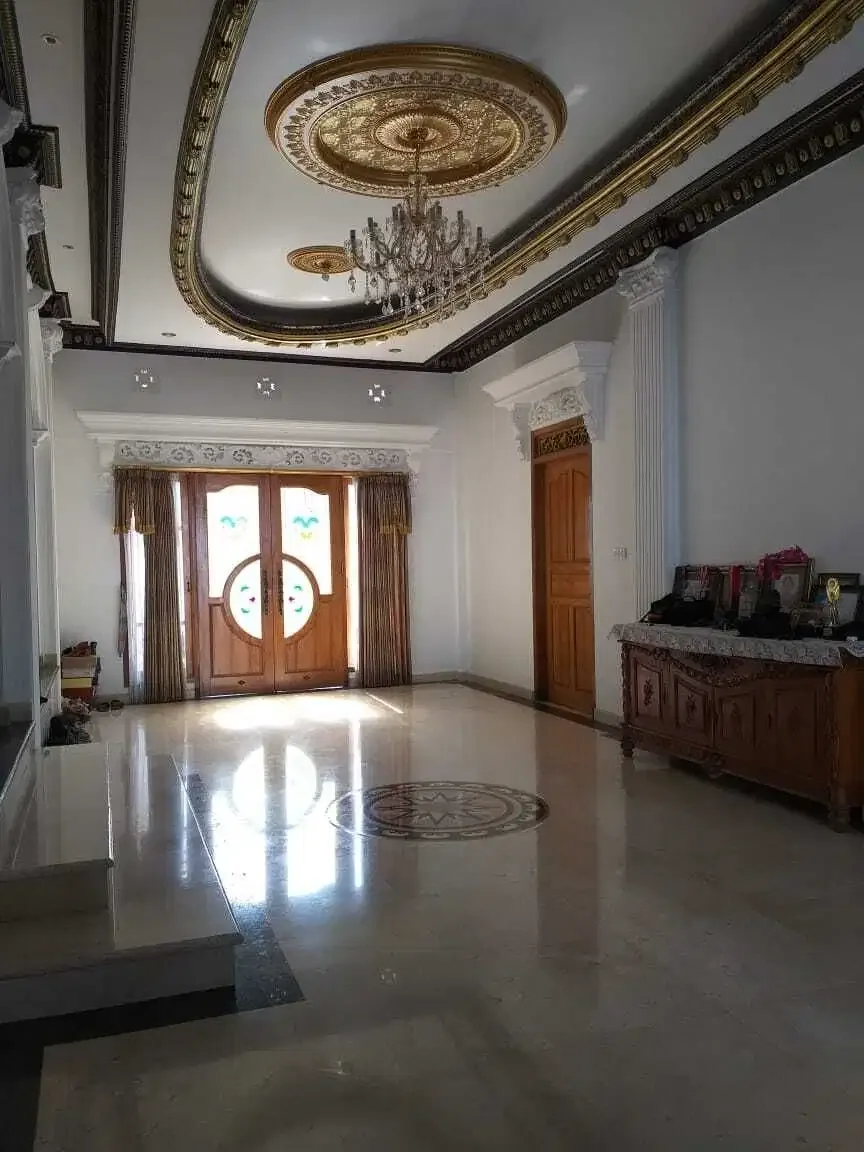 Dijual Rumah Mewah Dalam Kompleks Perumahan Dekat TSM - Image 3 of 10