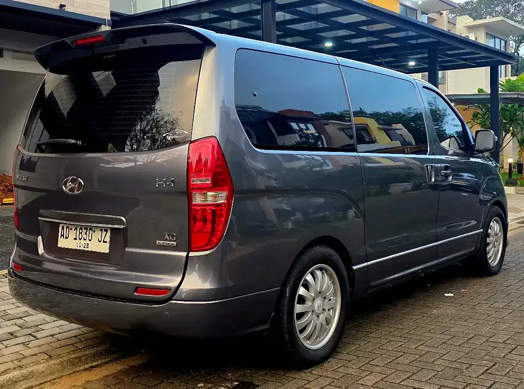 Hyundai H-1 Diesel 2011 - Image 6 of 7
