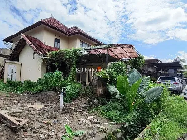 AMS-108.BL | Dijual Murah Rumah Strategis 4 Kamar Jl Pidada Ubung Dps - Image 2 of 10