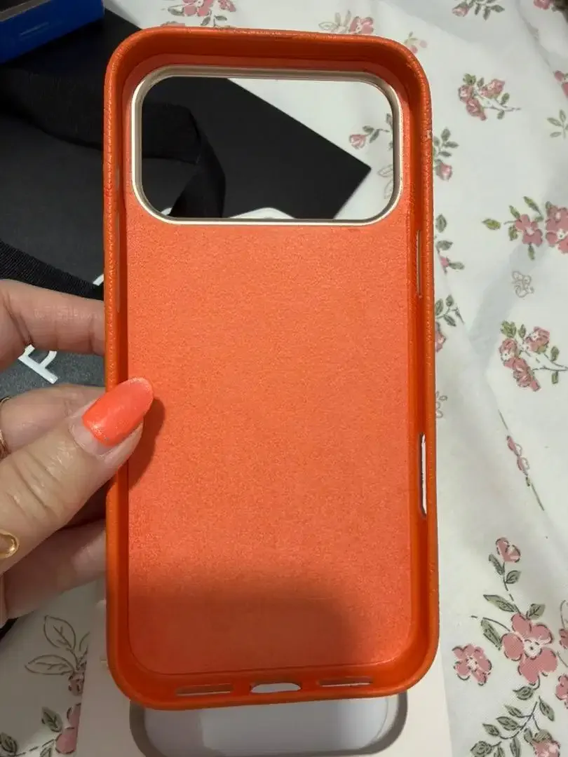 Dijual Casing HP Iphone 17 Pro Max Guess Original - Image 6 of 10