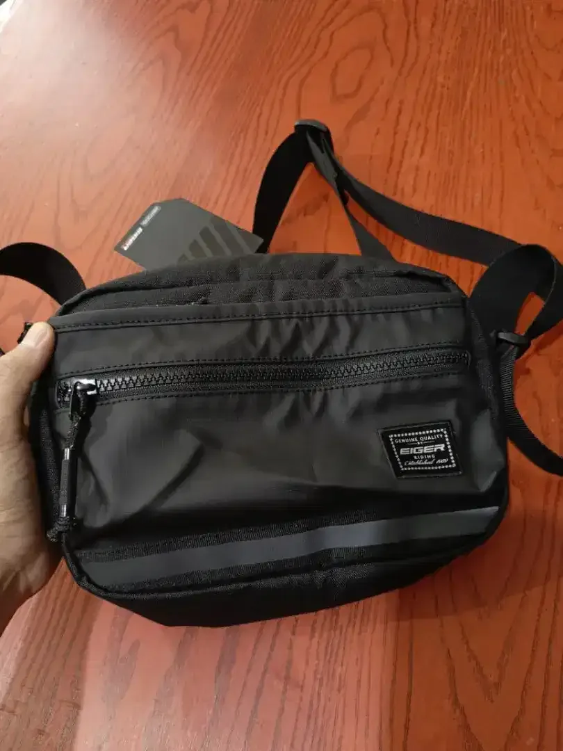 Tas Selempang/Slingbag Merk EIGER 100% ORIGINAL Uk.3L 24,5x6,5x18,5cm - Image 3 of 5