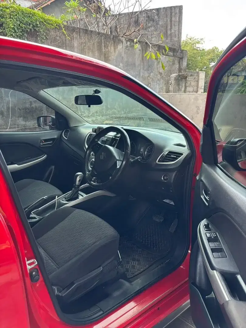 SUZUKI BALENO AT 2017 - Image 7 of 10