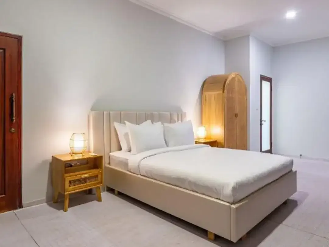 VILLA LUXURY DEKAT PANTAI MUNDUK CATU CANGGU BADUNG - Image 8 of 10