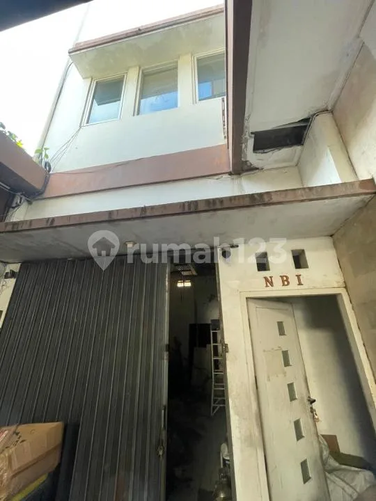 Rukan (Rumah Kantor) Lokasi Strategis Dekat Kawasan Bisnis Gatsu,Di Denpasar Timur - Image 2 of 4