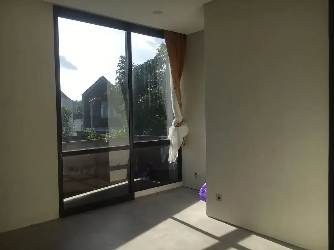 DI JUAL RUMAH AREA JIMBARAN BADUNG BALI DEKAT DENGAN GWK - Image 3 of 6