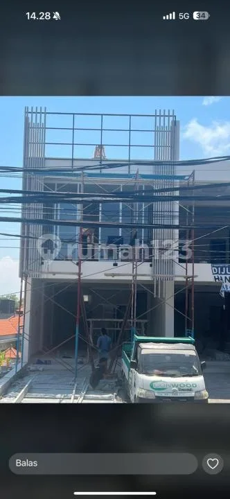 Ruko Strategis Benoa, 2 Lantai Lengkap dengan Rooftop dan Basement - Image 1 of 4