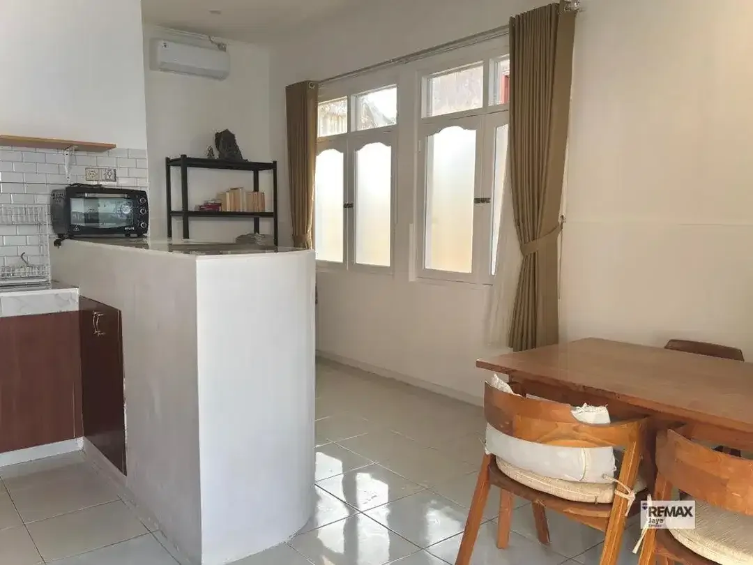 Stylish Fully Furnished House For Rent In Babakan, Canggu - Image 2 of 10