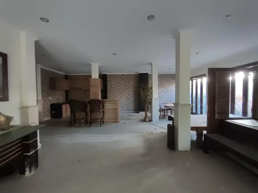 Dijual Rumah 2 Lantai Di Kawasan Premium Batubulan - Image 6 of 9