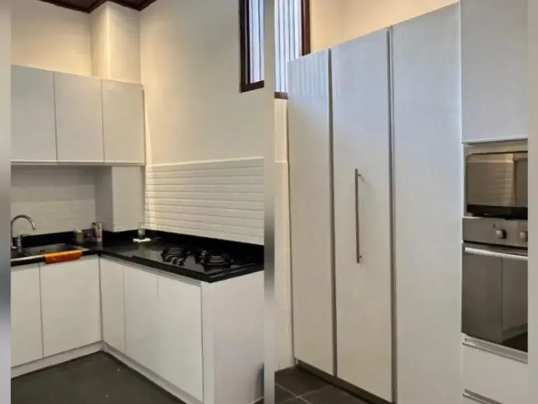 FREEHOLD MODERN PRIVATE VILLA IN SANUR (JL. TANJUNG) FOR SALE!!! - Image 2 of 8