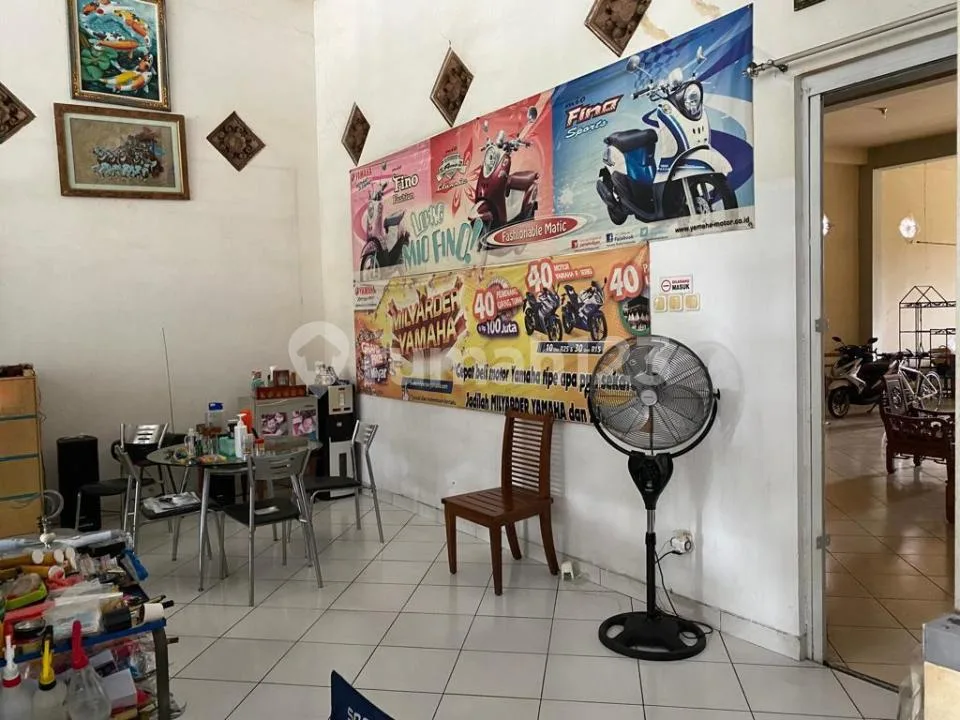 Dijual Cepat Bangunan Komersil Lokasi Jalan Surapati - Image 2 of 4