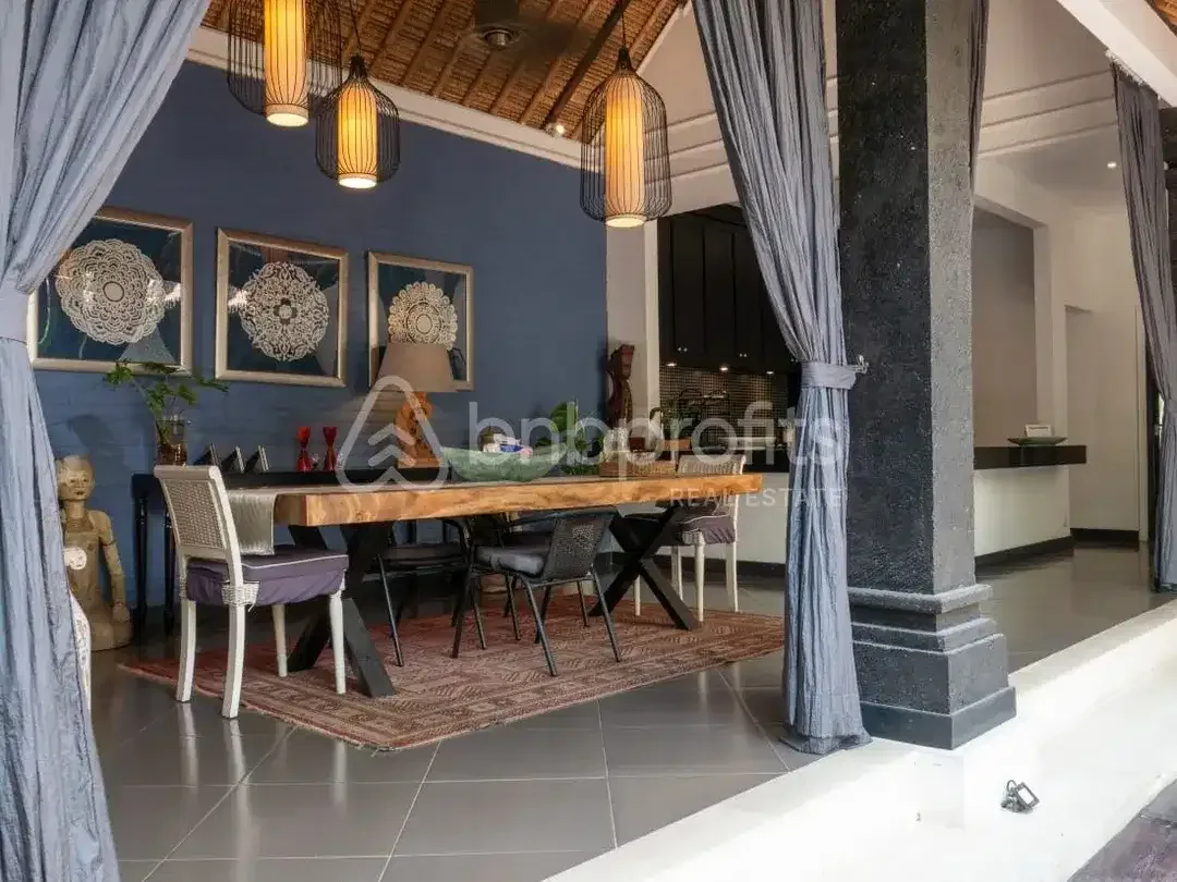 Exclusive Leasehold Villa: 3-Bedroom Balinese Gem Minutes from Nyanyi Beach - Image 6 of 10