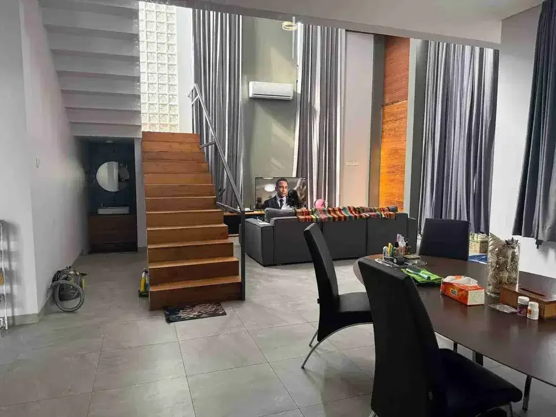 RUMAH MEWAH TUNJUNG TUTUR VIEW SAWAH
JUAL RUMAH SEMI VILLA MODERN MINIMALIS
LOKASI AREA JALAN TUNJUNG TUTUR PAGUYANGAN DENPASAR UTARA - Image 10 of 10