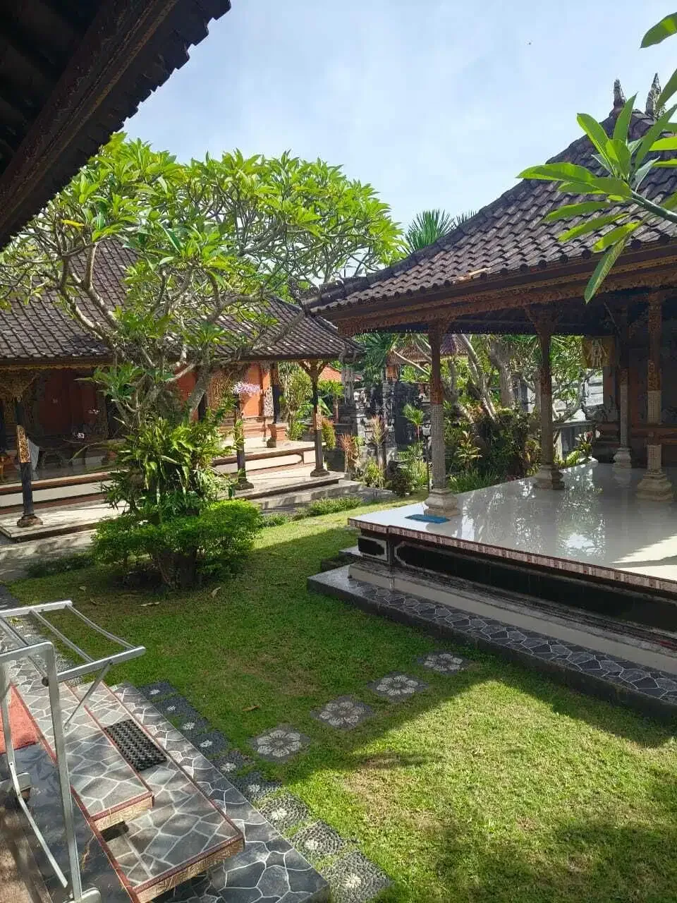 FOR  RENT HUNIAN BALINESE SANGAT LUAS DENGAN KONTUR TANAH 3 STEPPING - Image 7 of 10