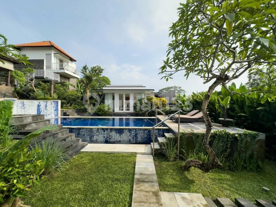 Dijual Villa Mewah di Canggu, Badung - Image 1 of 4