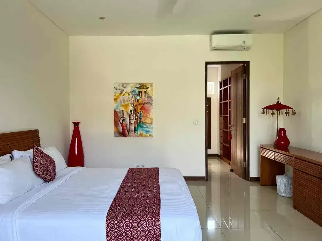 For sale villa
Located at Batu bolong - Image 6 of 10