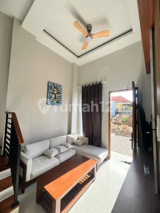 Disewakan - Hunian Modern di Kawasan Nusa Dua, Fully Furnished, Dekat dengan Politeknik Pariwisata Bali - Image 3 of 4