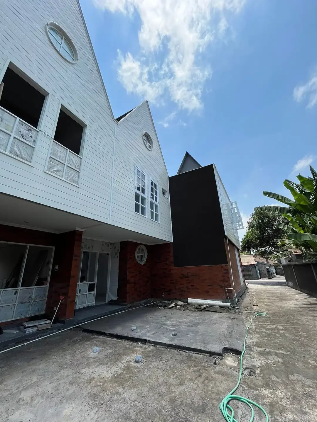 Dijual Townhouse Minimalis Modern di Pusat Kota Denpasar - Image 2 of 10