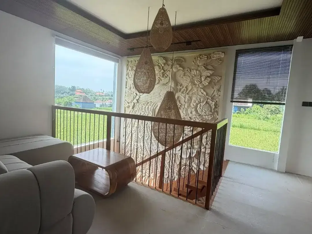 FOR LEASE MODERN VILLA WITH BALINESE TOUCH & RICE FIELDS VIEW. - Image 4 of 10
