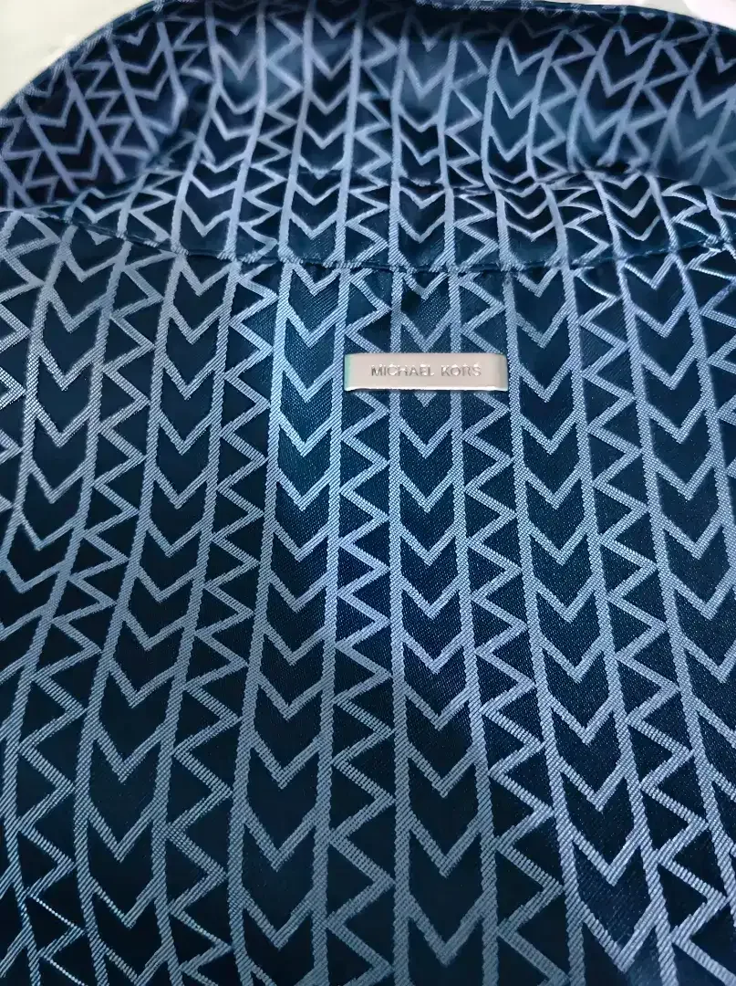 A NEW JACKET FROM MICHAEL KORS LIMITED EDITION - Image 7 of 7
