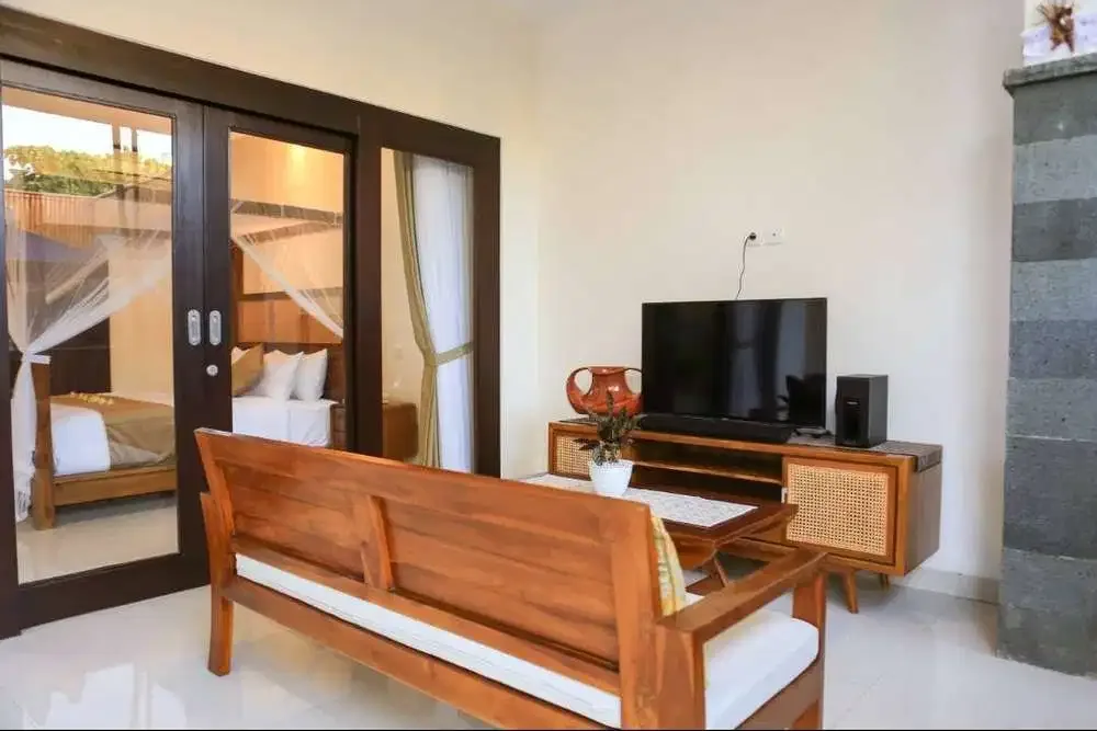 BEAUTIFUL 3 BEDROOMS VILLA SEMINYAK - Image 9 of 10