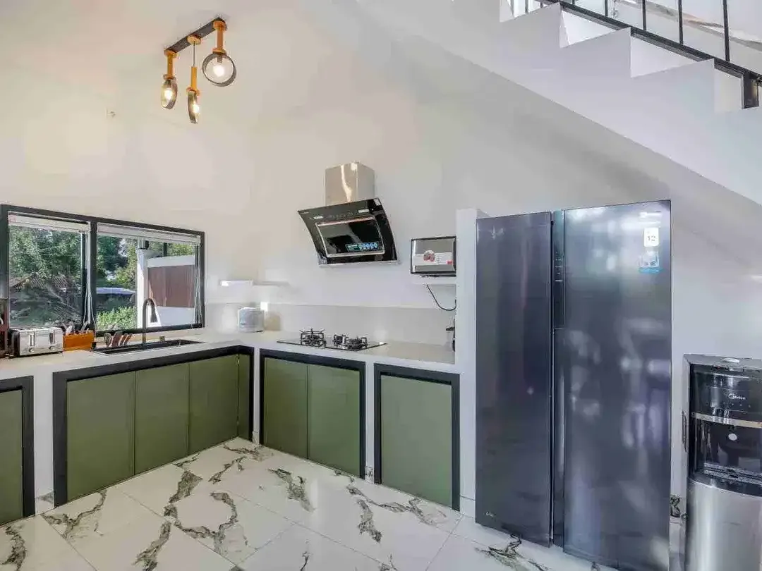3 Bedrooms Villa With Rooftop In Jimbaran - Image 5 of 10