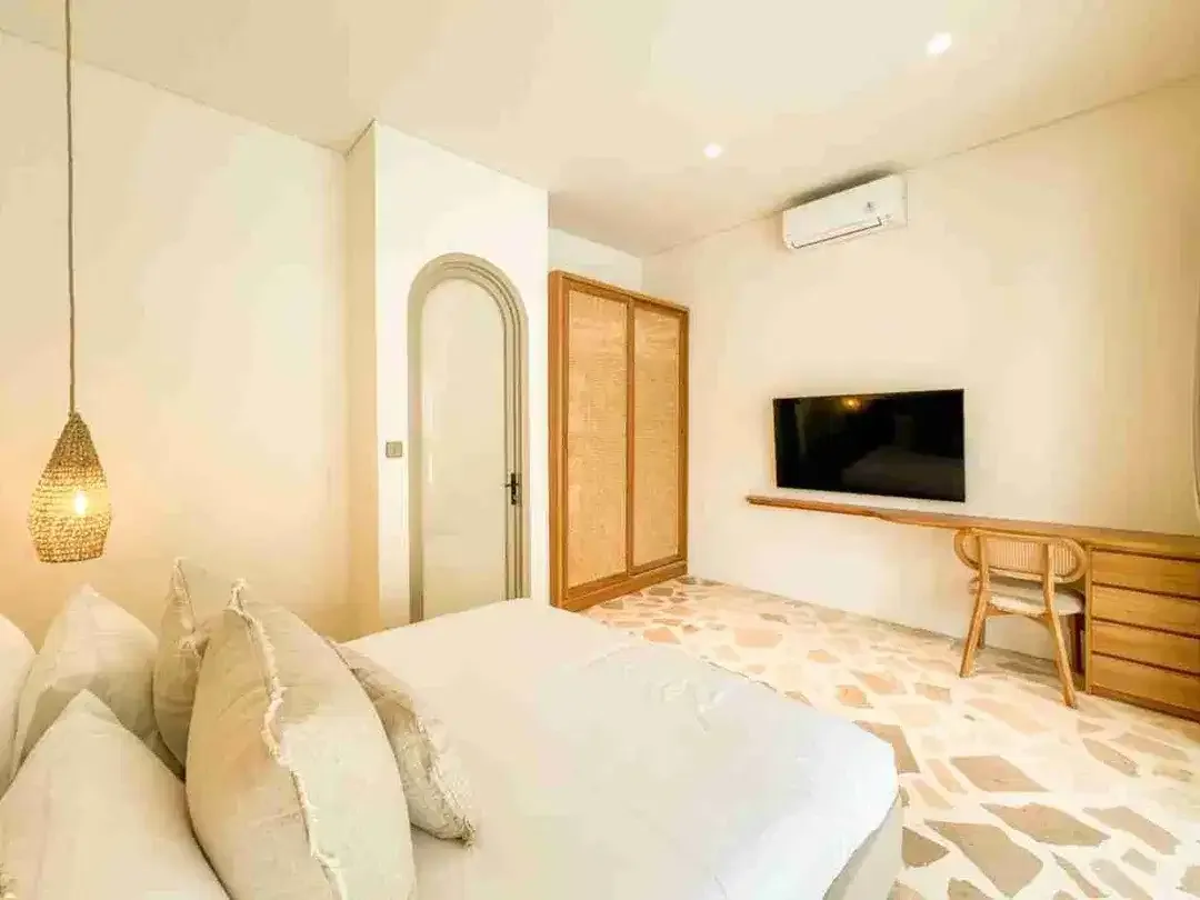 GREAT INVESTMENT VILLA IN CANGGU BALI - Image 3 of 10