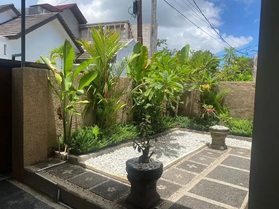 Disewakan Rumah Modern One Gate System Furnished di Perumahan Beranda Bukit, Goa Gong - Jimbaran. - Image 8 of 10
