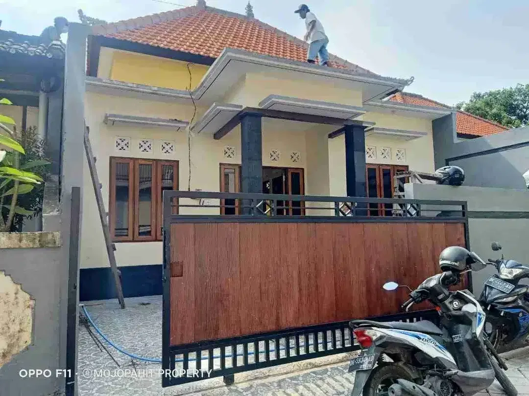 Di jual rumah baru minimalis lantai 1 dan masih proses tahap pembangunan -+ 85% di buana raya Denpasar - Image 8 of 10