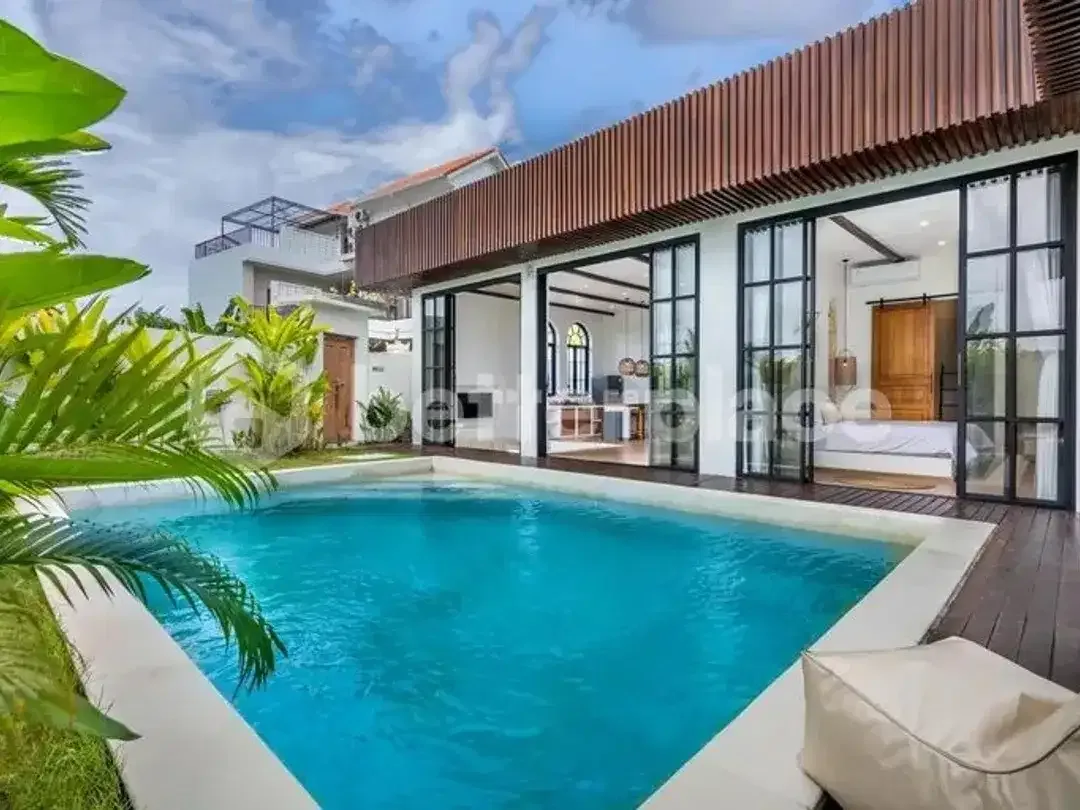 Turnkey Elegance Above Jimbaran — Newly Completed 3-Bed Villa with 5x6m Private Pool, Landscaped Garden, and Full Pondok Wisata Licence - Image 1 of 10