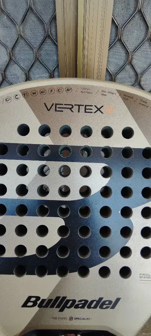 Bullpadel Vertex 04 W - Image 2 of 4
