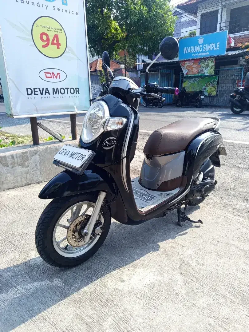 Scoopy 2018 hitam Deva motor DP 2 juta - Image 2 of 7