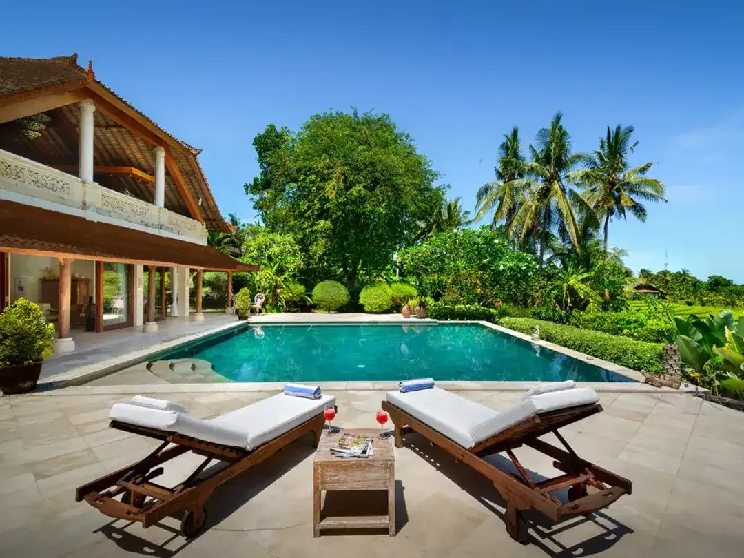 Leasehold - A Tranquil 4-Bedroom Sanctuary with Stunning Sunset Views - Image 1 of 10