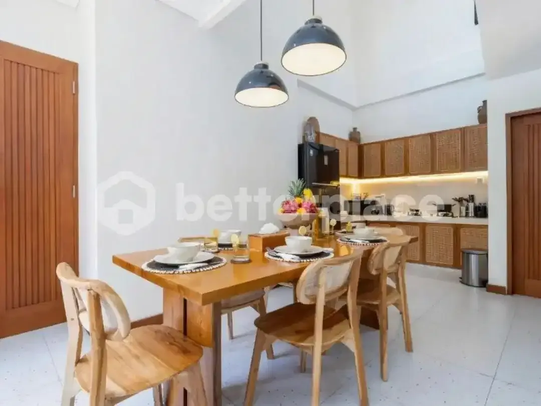 Beautifully Appointed Leasehold 3-Bed Villa with Rooftop and Pool – Premium Opportunity in Vibrant Canggu Berawa - Image 4 of 10