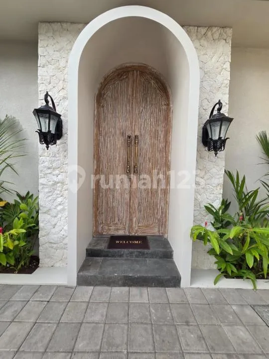 Villa Baru Furnish Premium Strategis Dekat Pantai Berawa Canggu - Image 3 of 4