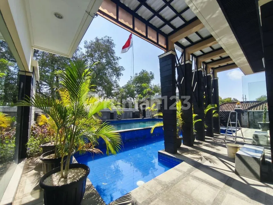 Disewakan Villa Besar Halaman Luas di Jl. Utama Bypass Jimbaran. - Image 4 of 4