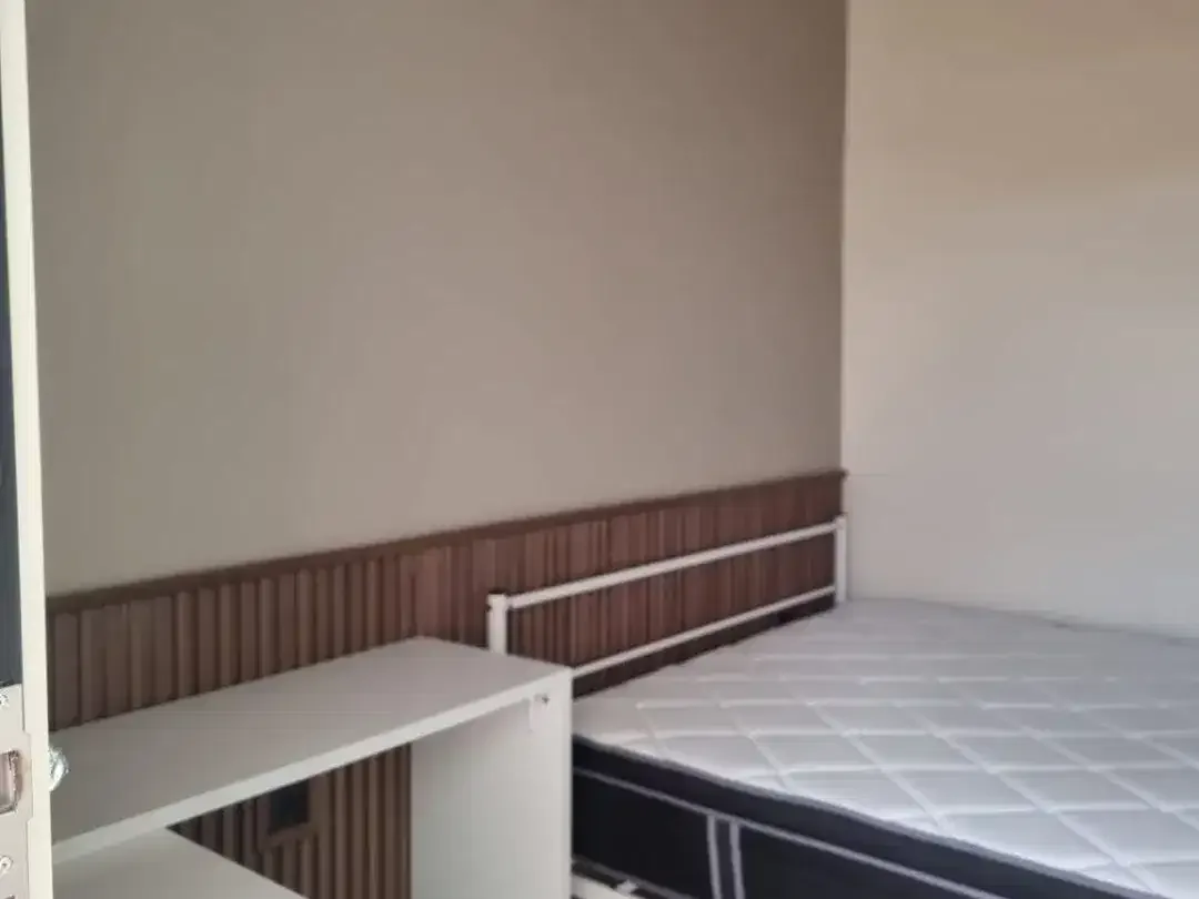 RUMAH UNIK MINIMALIS — 2 RUMAH DALAM 1 BANGUNAN - Image 3 of 10