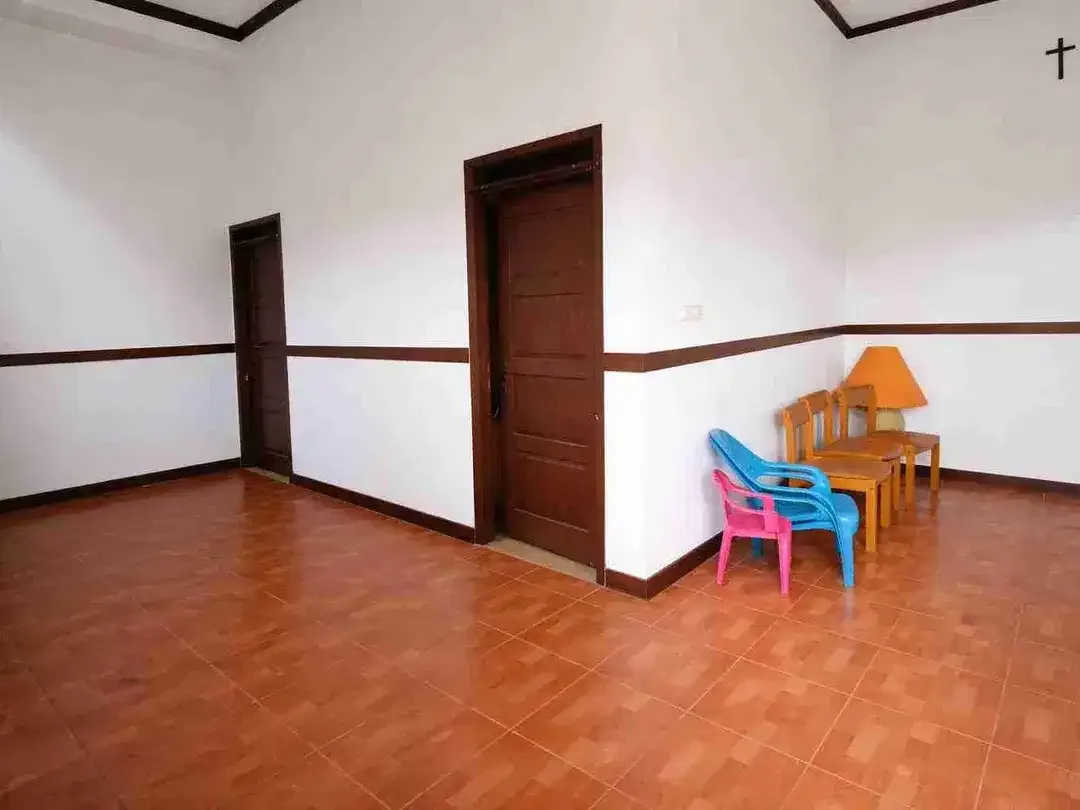 Rumah 2Lt 255M2 View Sawah Ry di Tunjung Tutur Peguyangan Jl5mtr Aspal - Image 4 of 4