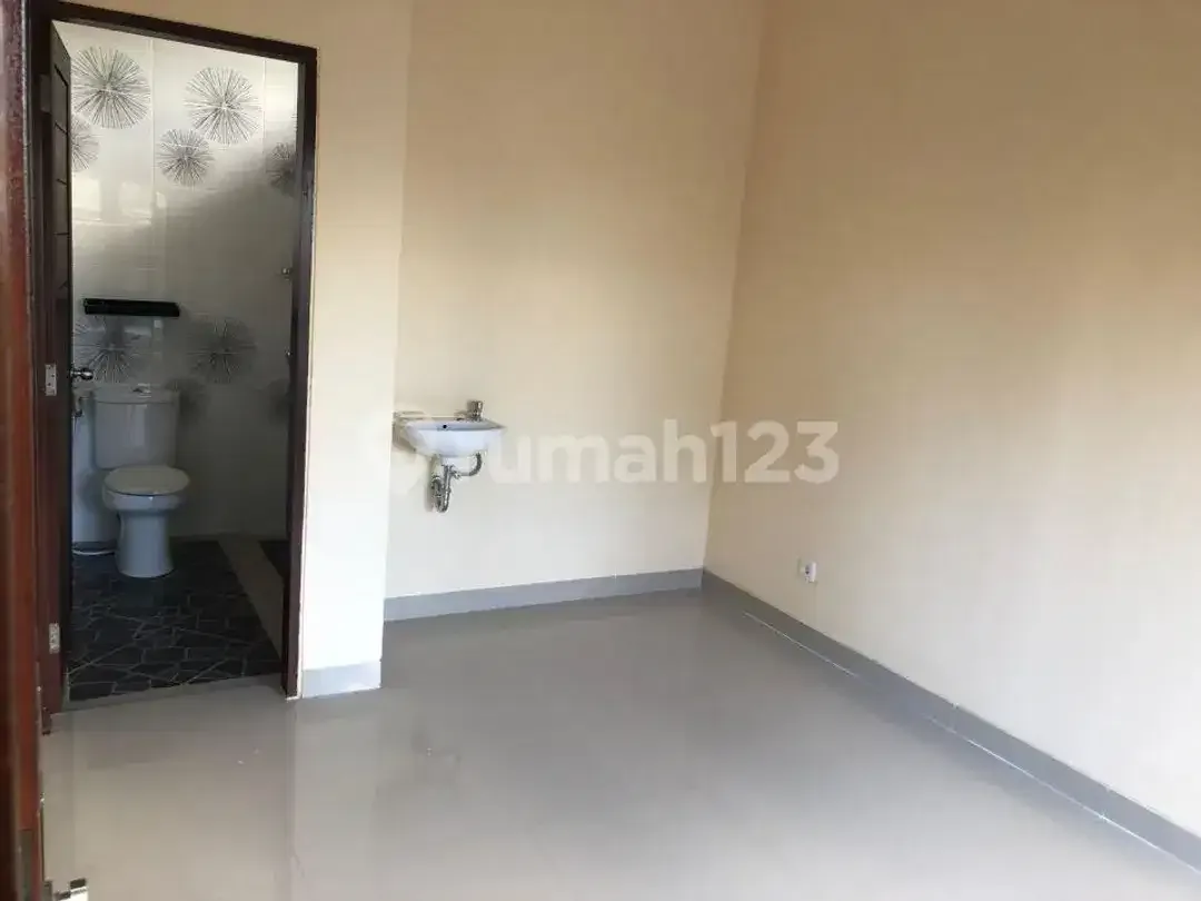 Dijual Villa Estetik Cocok untuk Hunian Maupun Investasi - Image 10 of 10