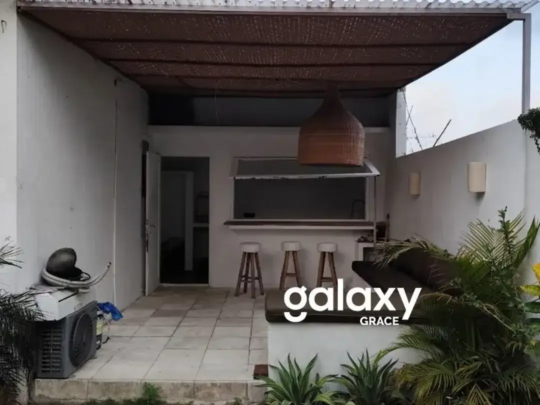 DISEWAKAN RUMAH TROPICAL DI MELANG KAJA KUTUH - Image 3 of 10