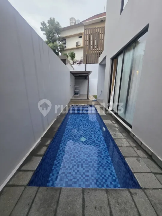 Rumah 2 Lantai Full Furnish, Lokasi Strategis 5 Menit ke Gwk - Image 2 of 4