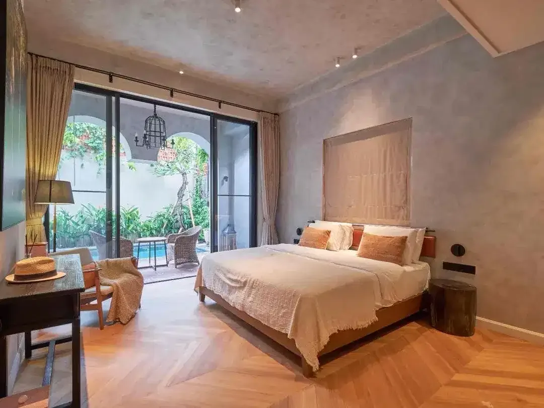 4 BEDROOMS VILLA STRATEGIC AND PRIME  ONLY  1 KM TO THE BEACH, AT CENTRAL  OBEROI SEMINYAK - Image 5 of 10