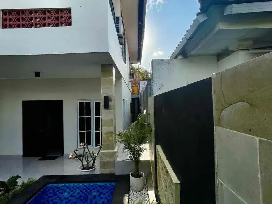 Semi Villa for sale in the heart of KEROBOKAN BALI - Image 9 of 10
