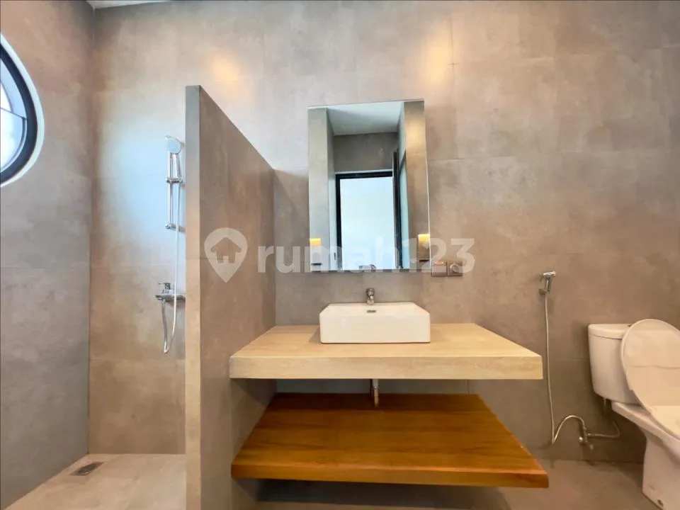 Stylish 3-Bedroom Tropical Villa Closed To Asian International School At Jimbaran. - Image 3 of 4
