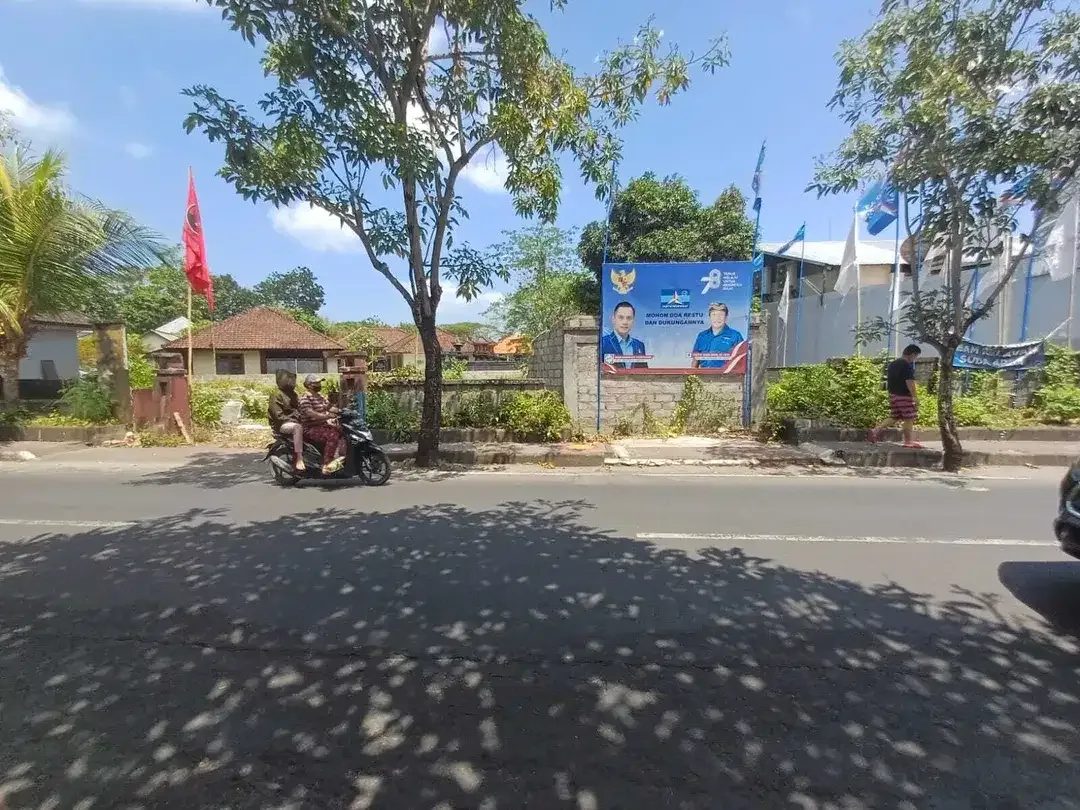 Tanah 4,85 are jln utama Uluwatu Jimbaran Badung Bali - Image 1 of 4